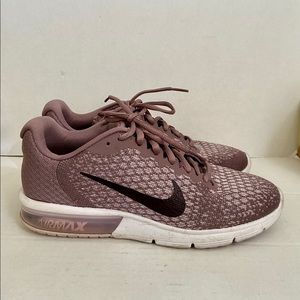 Nike Air Max Sequent 2 shoes